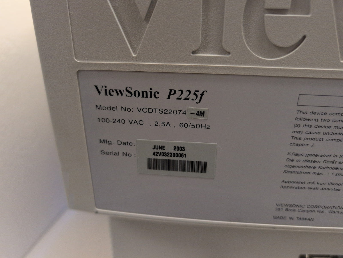 🎸ViewSonic Professional P225f VCDTS22074 22" CRT Monitor BNC VGA FLAT 2048x1536
