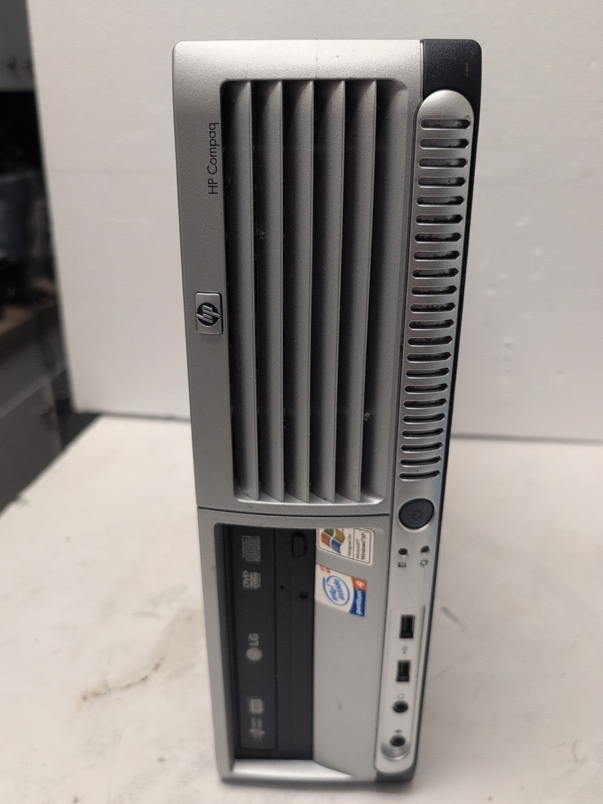 🔥 HP Compaq dc7600 SFF PC  Pentium 4 3.0GHz/3GB/40GB HDD/ WinXP TESTED -