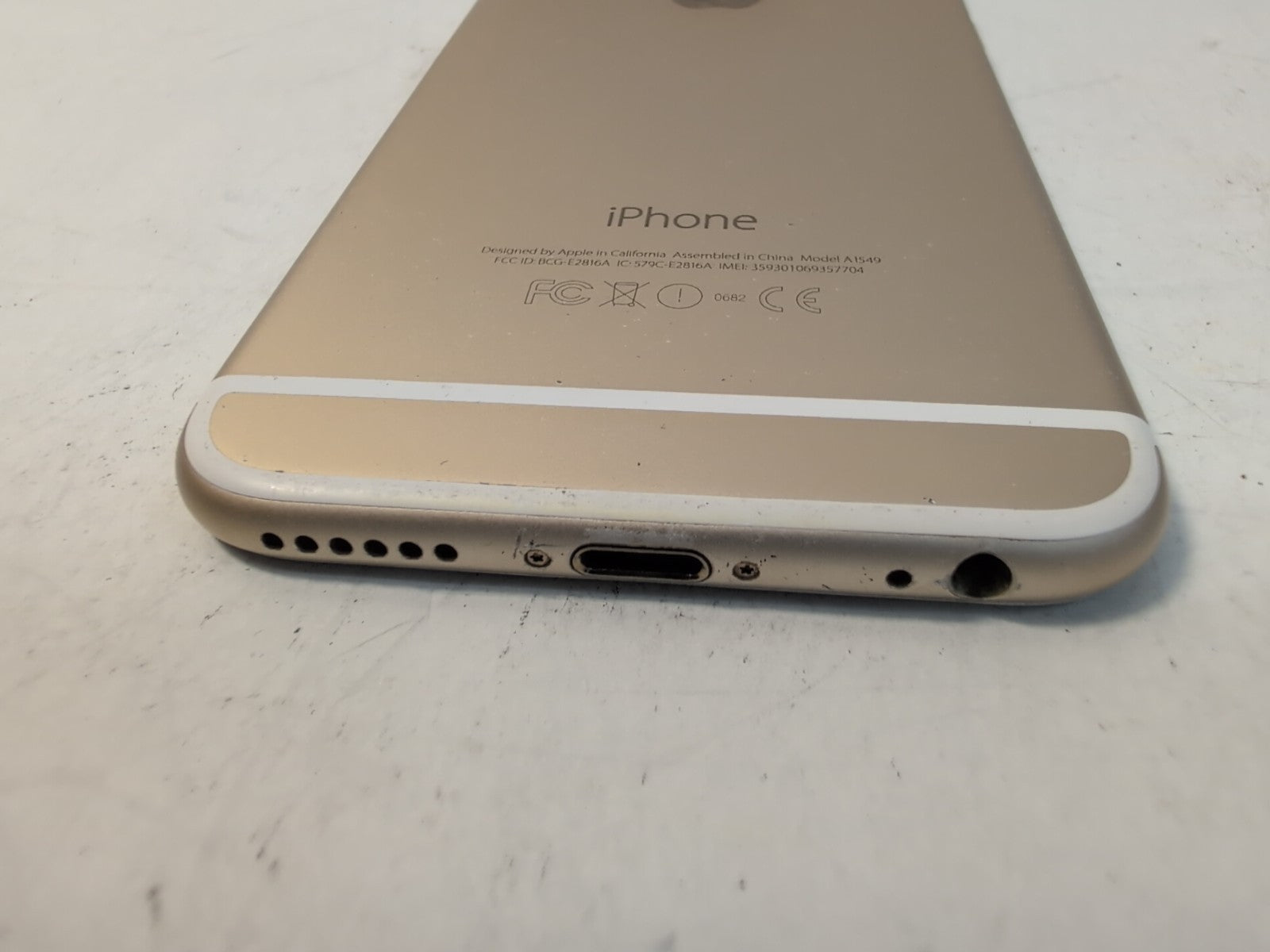 🔥 Nice Apple iPhone 6 Smart Phone  16GB  (Unlocked)  A1549  -