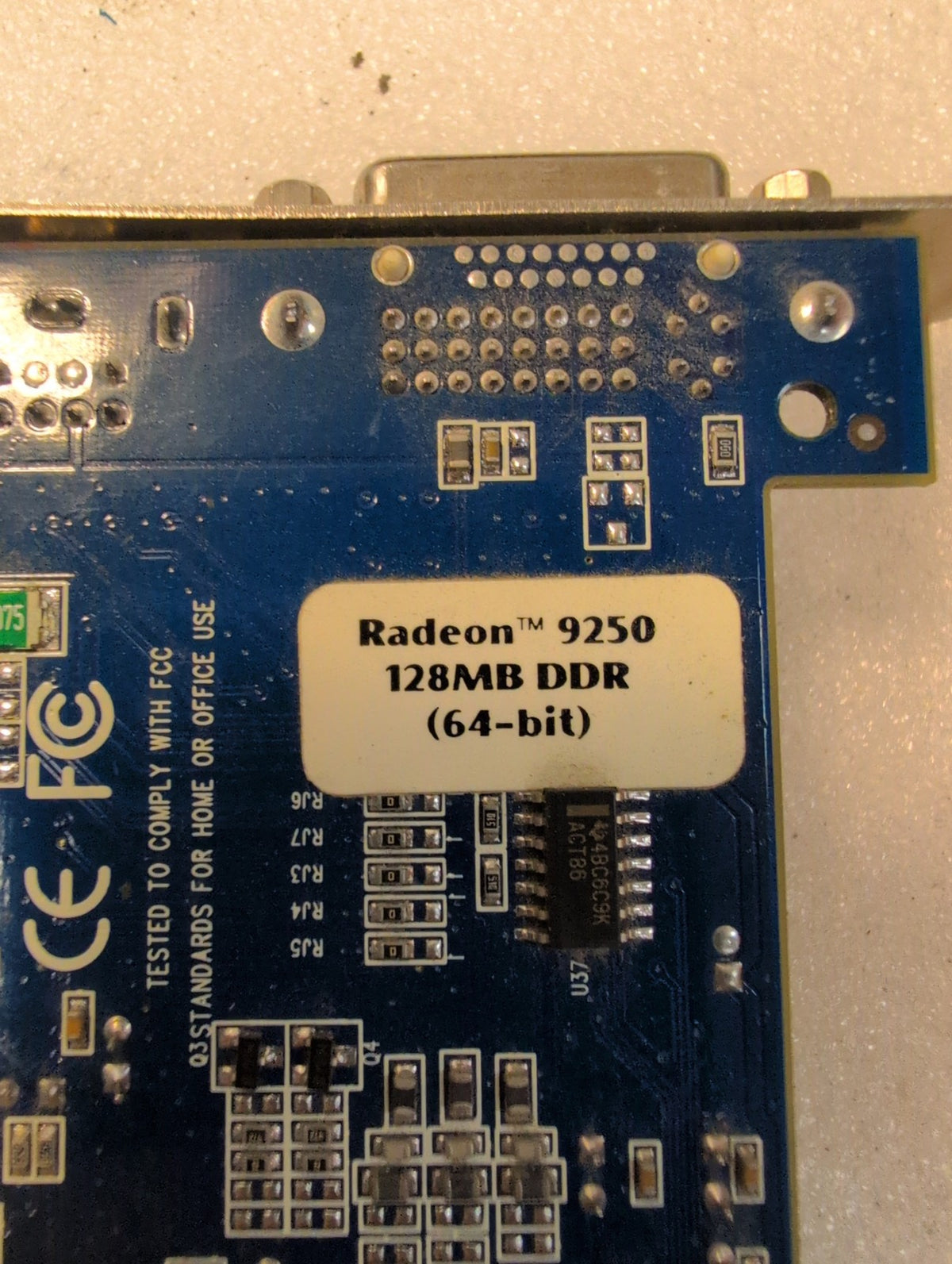 🎸 HIS Radeon 9250 C78H0600N 128MB DDR 64-bit AGP Graphics Card VGA DVI S-Video