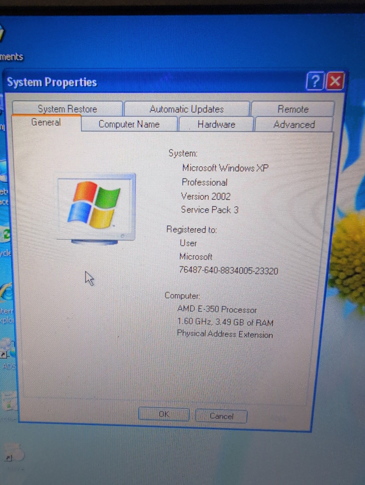 🎸 HP 2000 Notebook PC 15.6in Laptop AMD E-350 CPU/4GB RAM/500GB HDD /Win XP