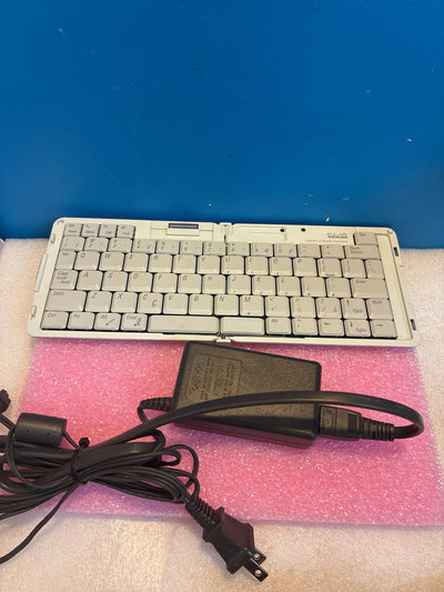 🔥 Sony CLIE Gear Compact Keyboard PEGA-KB100 Folding PDA with Power Adapter