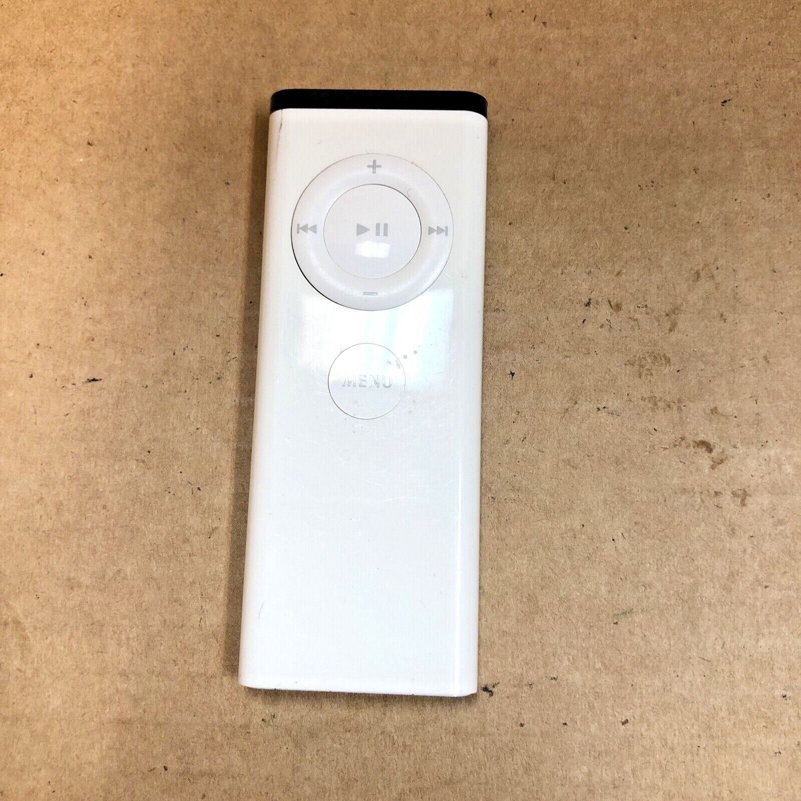 $ Genuine Apple A1156 TV Remote white for Apple TV (minor crack)