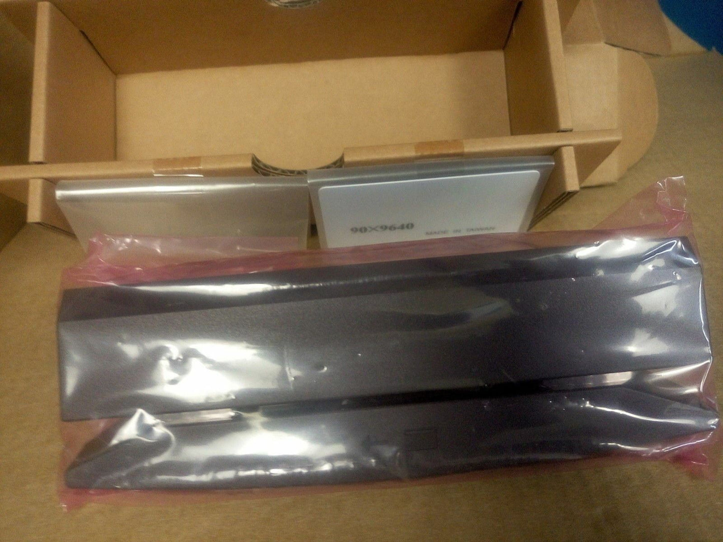 - NEW IN BOX IBM Iron Grey MSR Stripe Reader for SurePOS 4840 14R0030