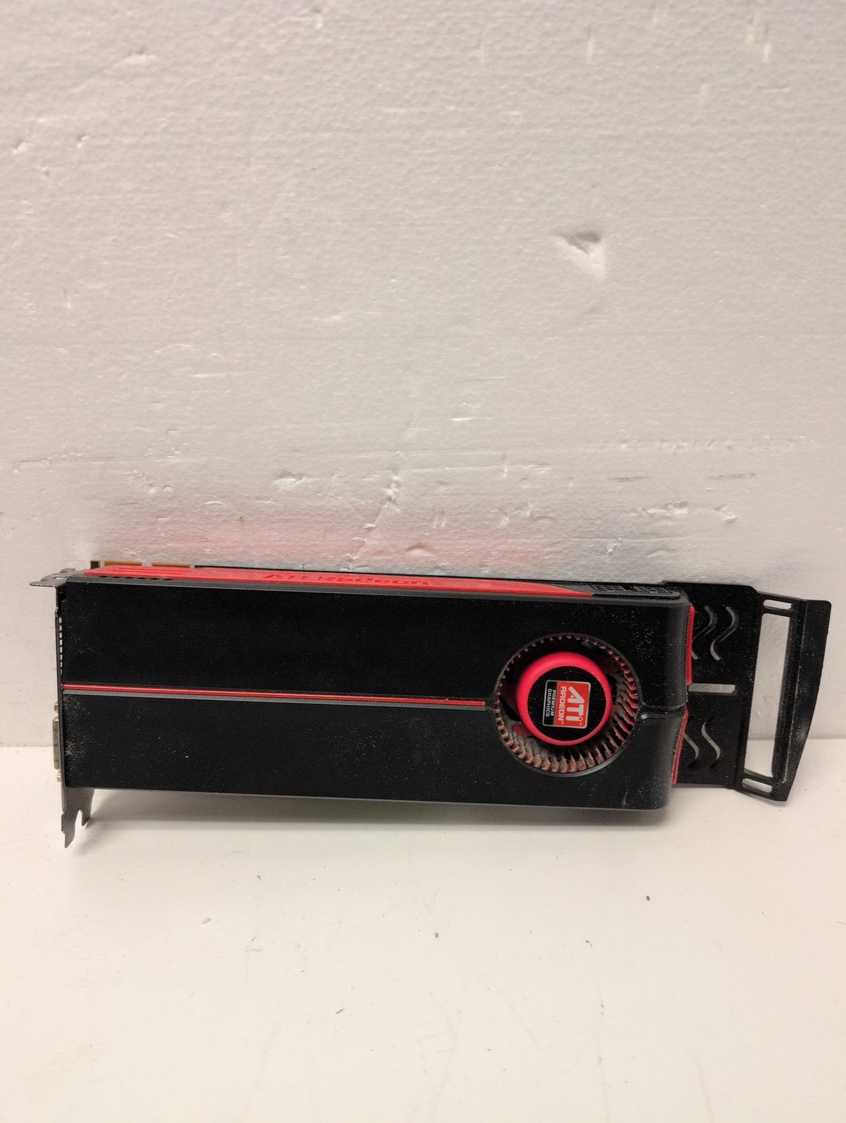 🎸 ATI Radeon HD 5870 2GB Graphics Card ATI-102-C00101(B) DVI HDMI DP