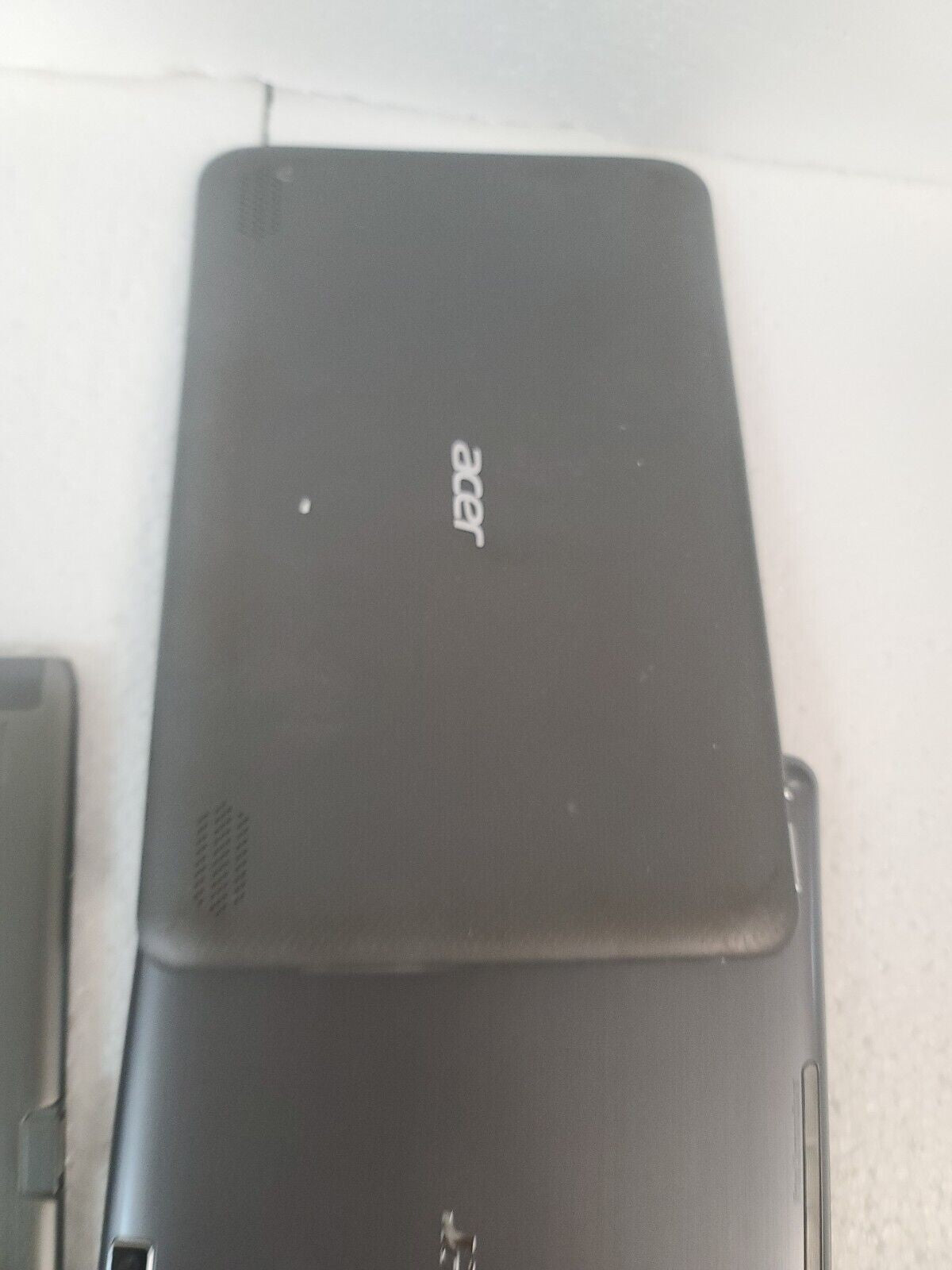 - (AS IS) 3x ACER 10-Inch Tablets