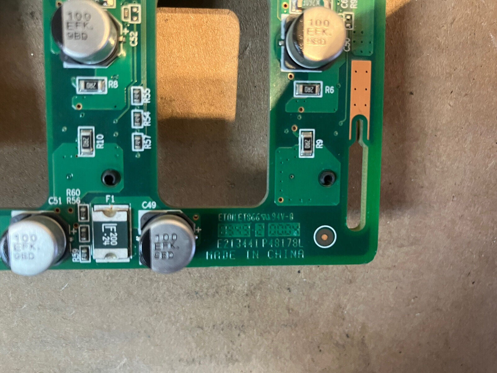 ~ HP 466509-001 SAS Backplane for ProLiant ML150 G6 / ML330 G6