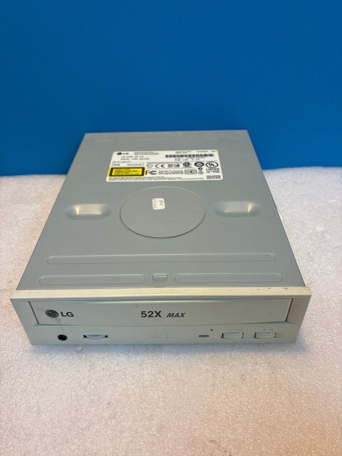 🔥 LG CRD-8522B 52X Internal CD-ROM Drive IDE/ATAPI Beige/Gray Vintage PC