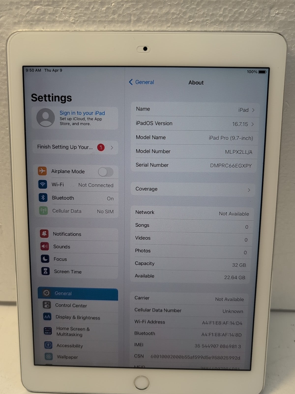 🔥 Apple iPad Pro 9.7-inch A1674 WIFI ONLY 32GB White OS 16.7 (READ)  -