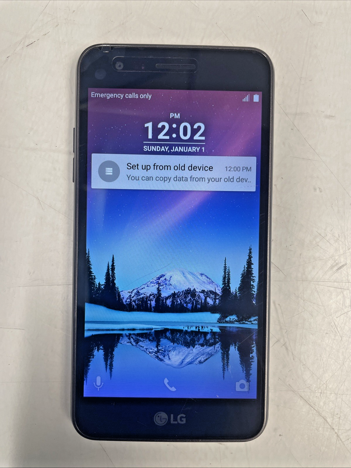 🔥Grade A  LG K4 2017  8GB CELL PHONE Carrier:Bell +