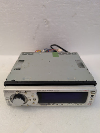 🎸 Sony CDX-F7710 FM/AM Compact Disc Player Car Stereo 52Wx4 MP3 BBE Xplod