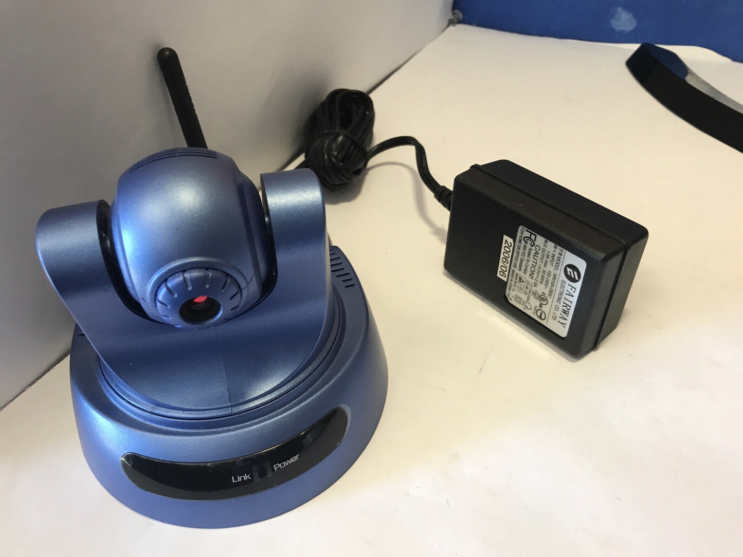 Trendnet Advanced Pan & Tilt Internet Camera Server TV-IP400W