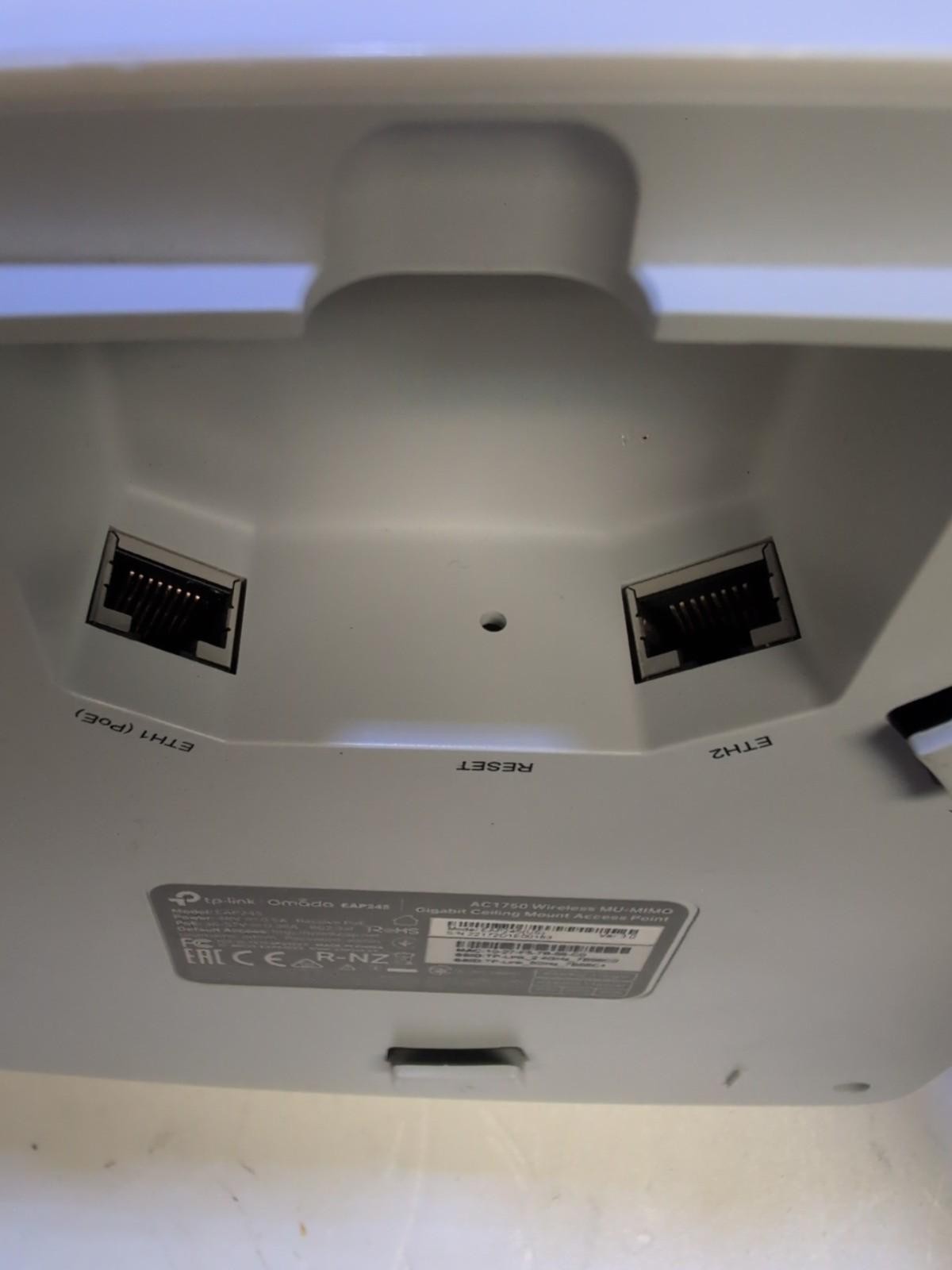 TP-Link EAP245 V3 | Omada AC1750 Gigabit Wireless Access Point W/Back Plate -