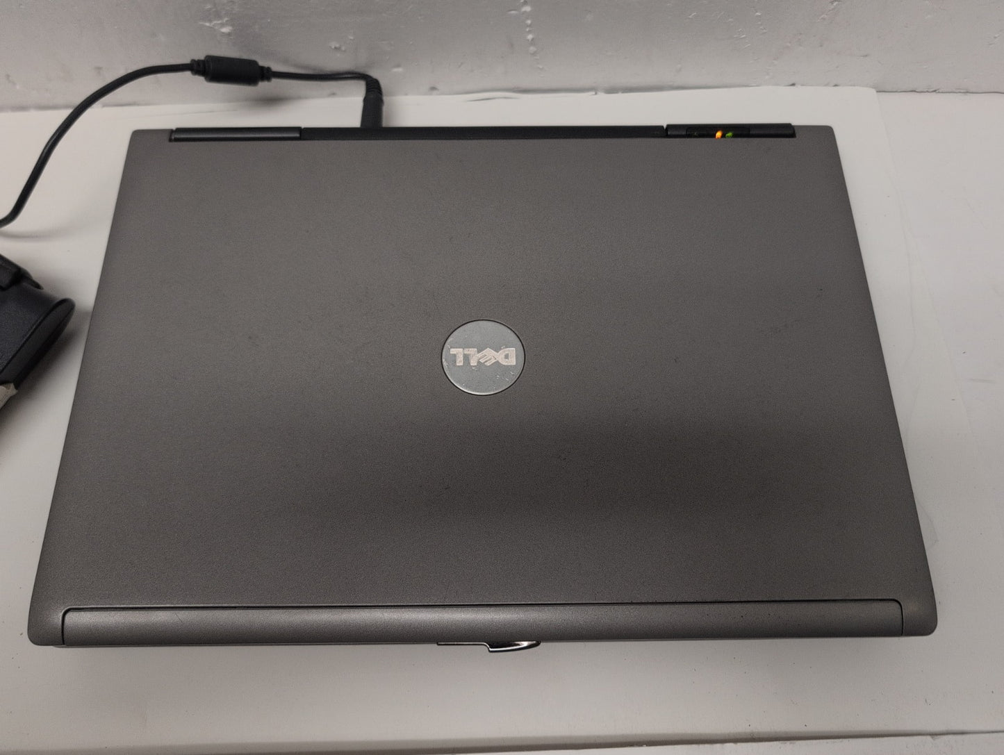 🔥 Dell Latitude D620 14" Laptop T2400 1.83Ghz /2.5GB Ram /500GB HDD/win XP -