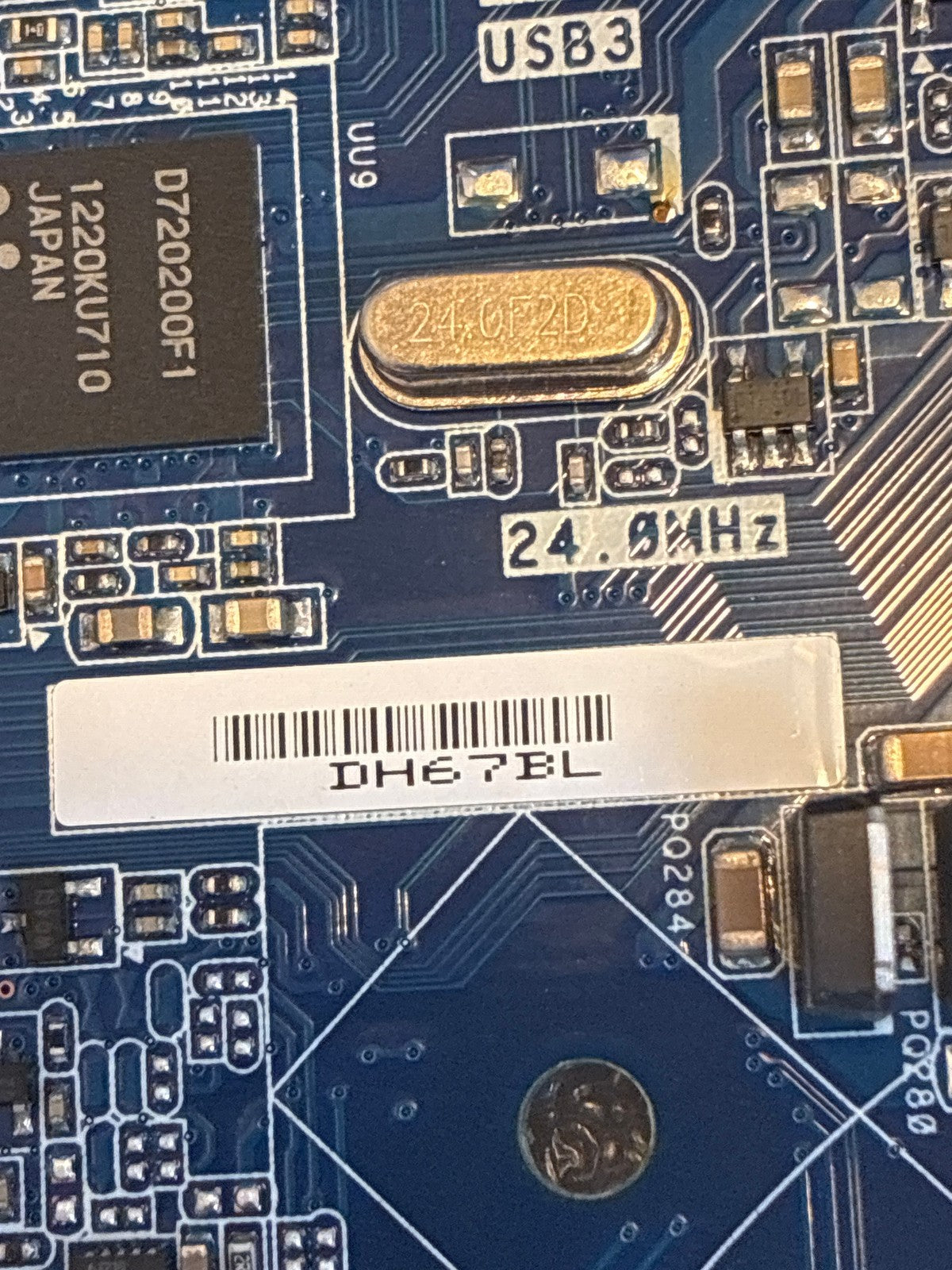 🔥 Intel Desktop Board DH67BL LGA1155 Micro ATX Motherboard w/ Core i3-3220 CPU