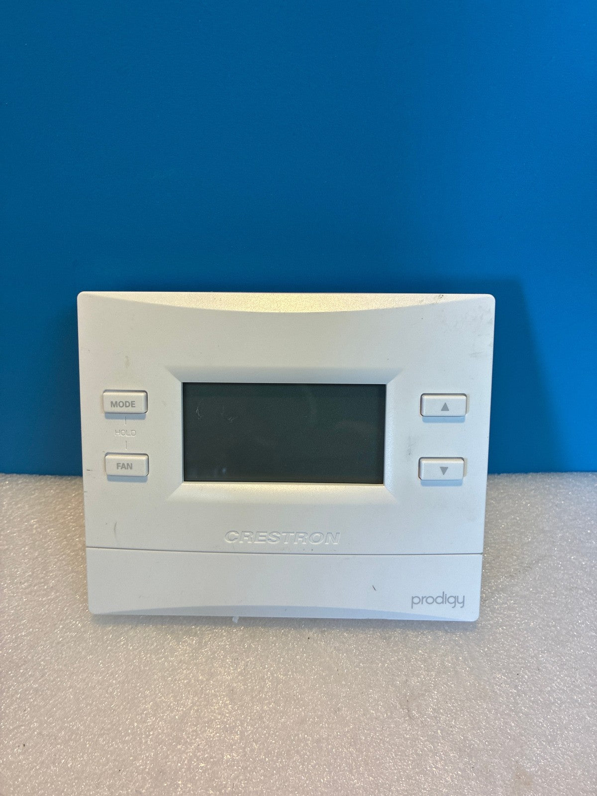 🔥 Crestron Prodigy P-TSTATEX-W-T Non-Programmable Wall-Mounted Thermostat White