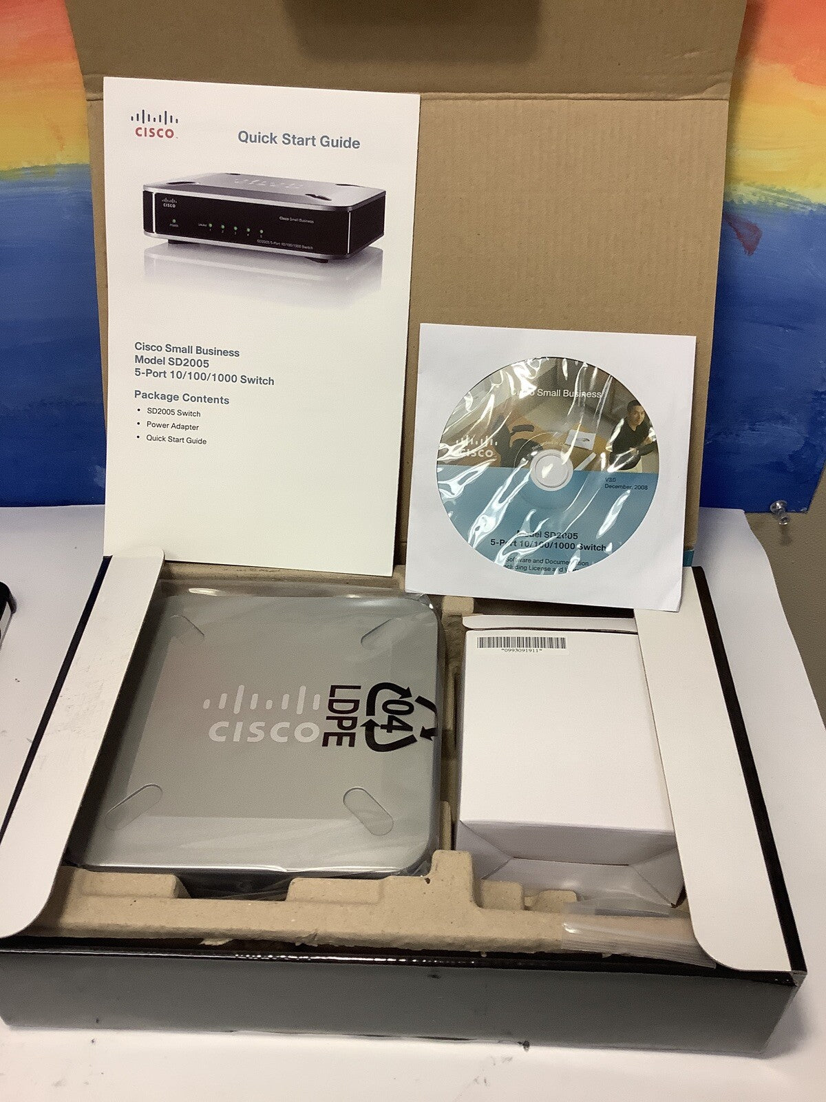 New-- Cisco SD2005 Ver 3 5-Port Gigabit Switch 10/100/1000