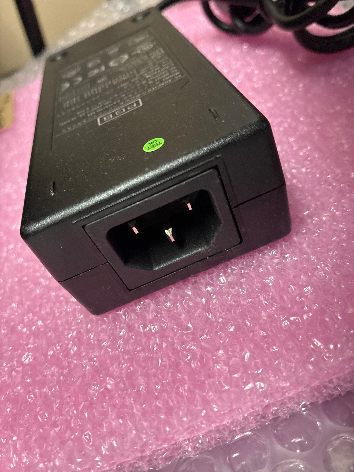 🔥 PGB EA11011D-120 AC/DC Adapter 12V 8.33A 100W IEC C14 Power Supply