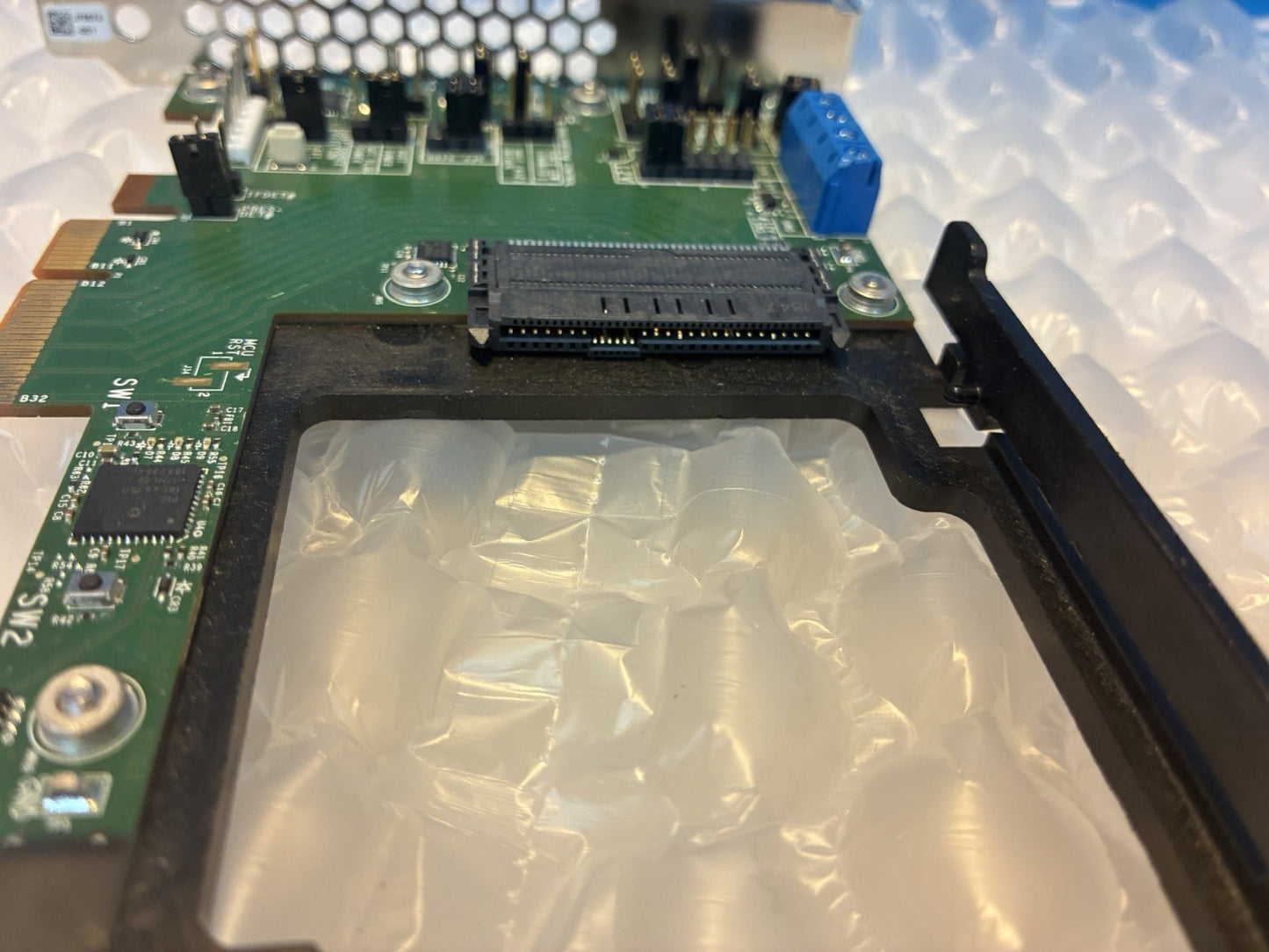 🔥 Intel NVMe U.2 Drive Validation and Power Interposer Board J76574-001