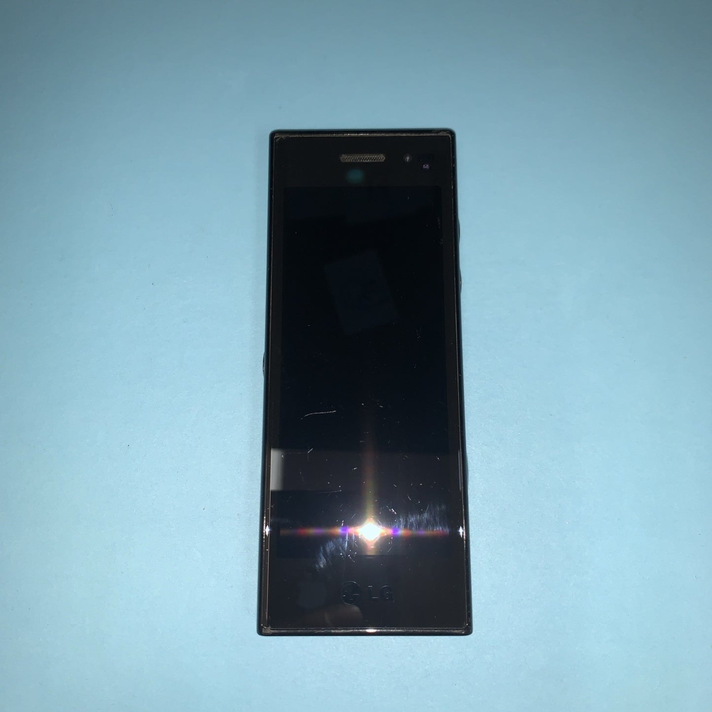 (carrier: Telus) LG BL40 Chocolate phone 4.01″ display 5 MP camera (NO battery)