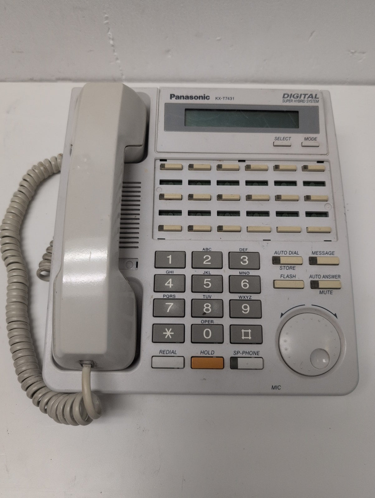 Panasonic KX-T7431 Digital Super Hybrid System Phone (NO PLASTIC COVER) -