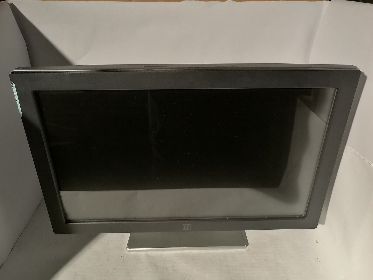 - TYCO  ELO TOUCHSYSTEMS ESY22C2-8UWA w/ CPU/1.6GHZ /2G (NO HDD,NO ADAPTER)