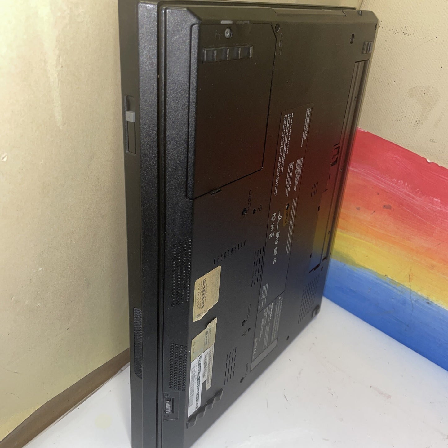 (Grade A) Lenovo R60e C2D T5600 1GB 80GB DVD/CDRW Windows XP SP2