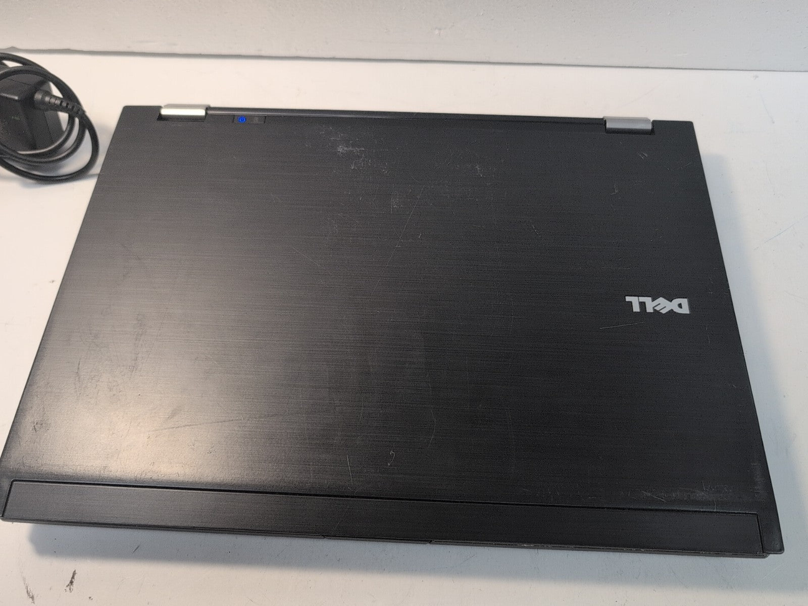  Dell Latitude E6400 14" Laptop C2D P8400/4GB/320GB HDD/WIN XP/Working Battery -