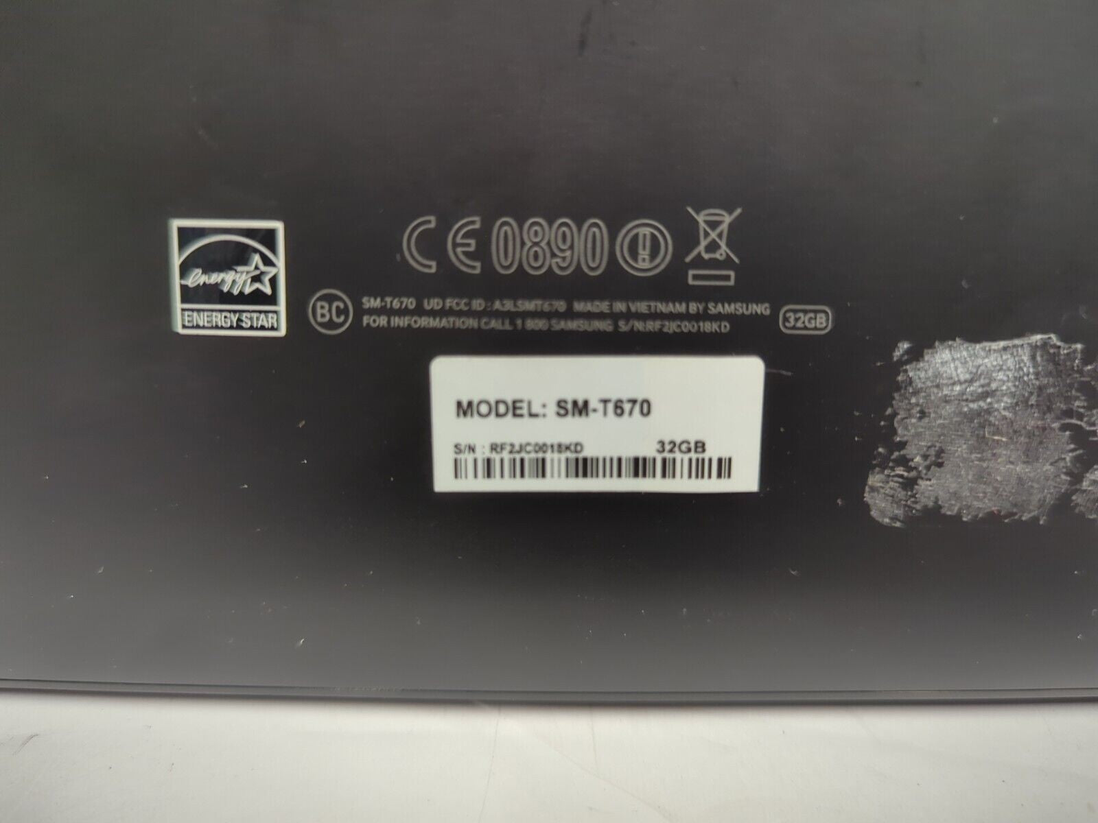 Samsung Galaxy View SM-T670 18.4" Tablet /32GB /  OS 8.1/(Battery Dead,READ) -