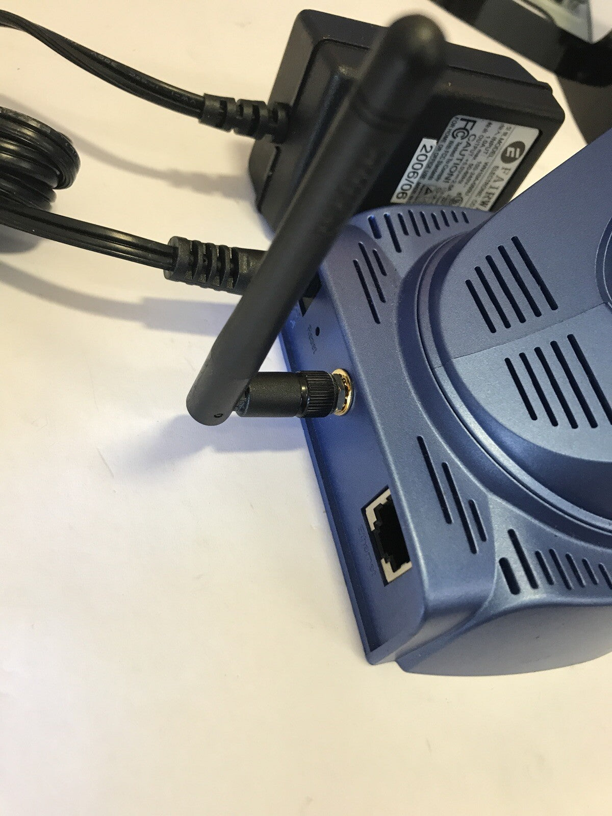 Trendnet Advanced Pan & Tilt Internet Camera Server TV-IP400W