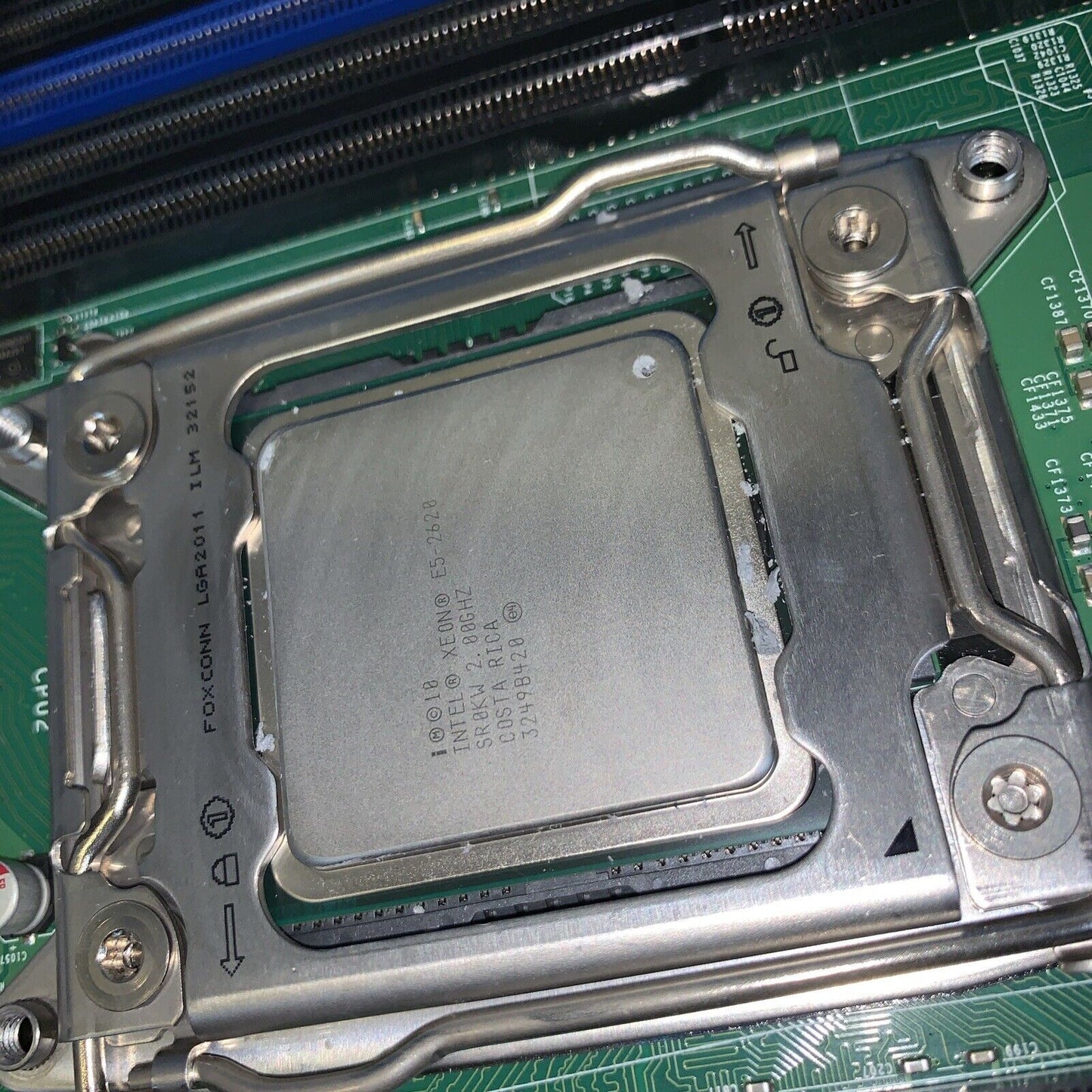 Supermicro X9DRW-3LN4F dual socket 2011 with Dual cPUs