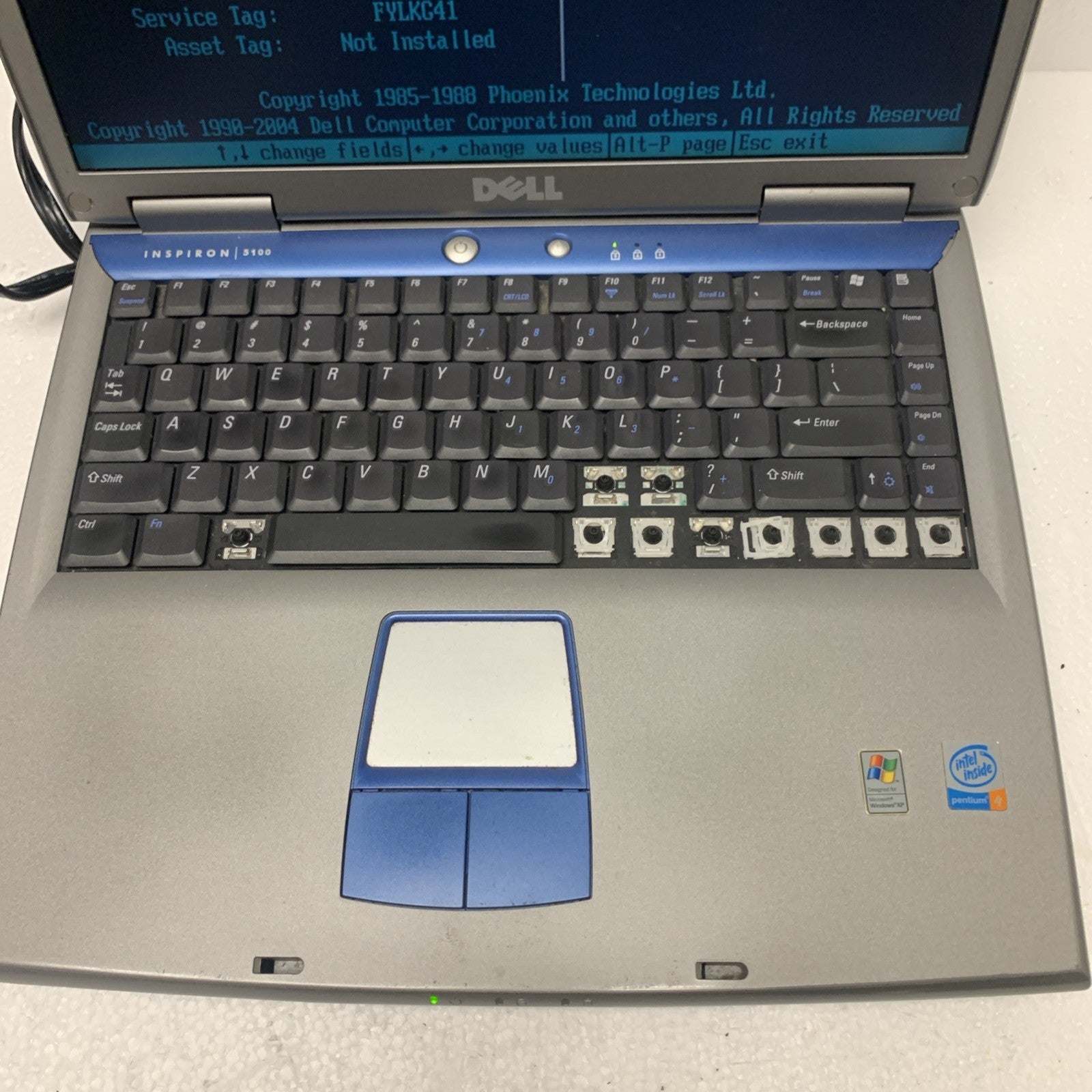 🔥 Vintage Dell Inspiron 5100 P4 2.8GHZ 512MB ATI Radeon 7500 working battery