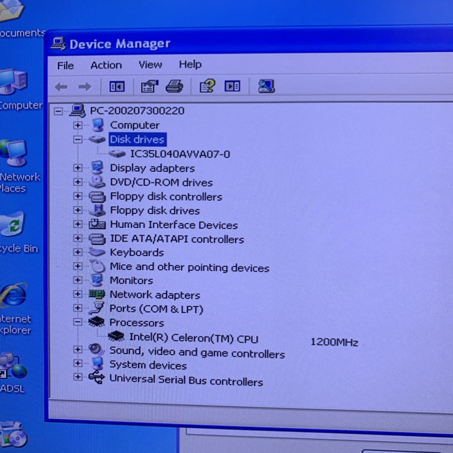 Dell Optiplex GX50 desktop 1.2GHZ 512MB 40GB Windows XP Pro SP3 Serial/parallel