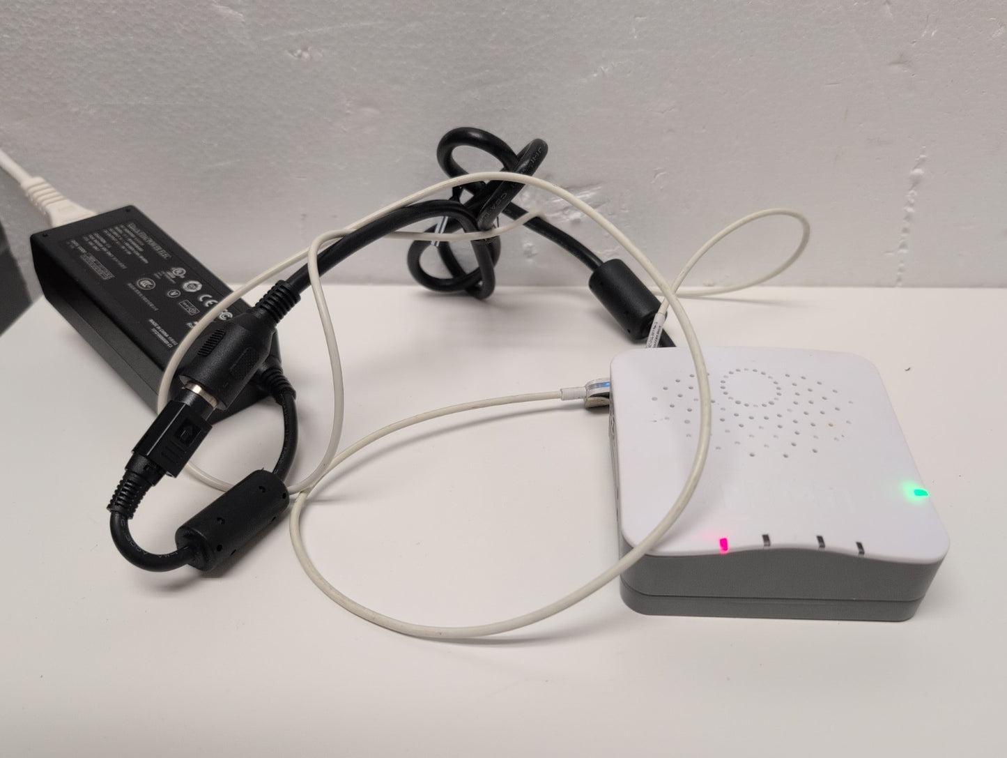 🔥 MTI MOBILE TECH INC Core II Powered Booster With DC Adapter  -