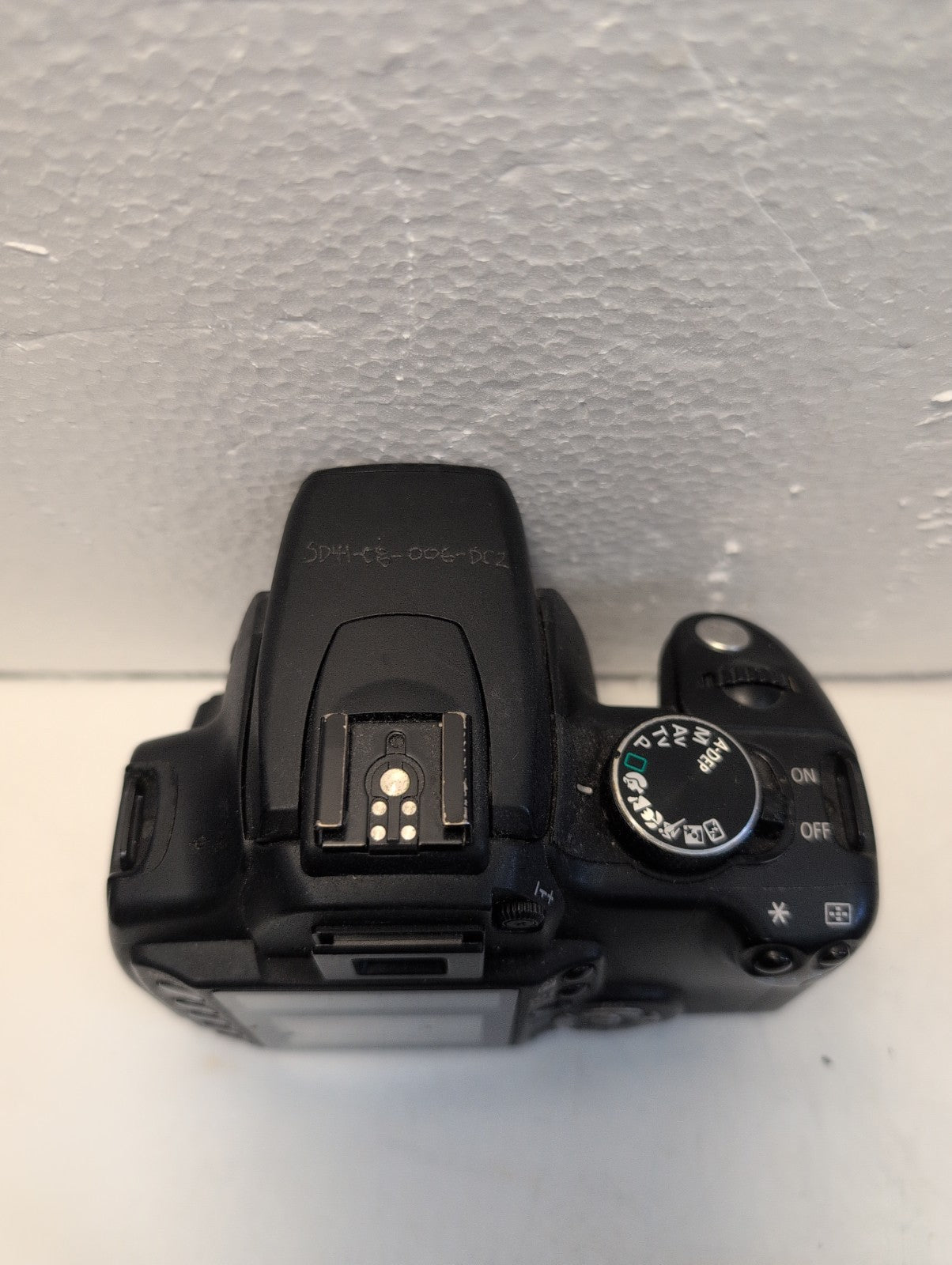 🔥 Canon EOS Rebel XT 8.0MP Digital SLR DSLR Camera Body Only (NO LENS,BATTERY)-