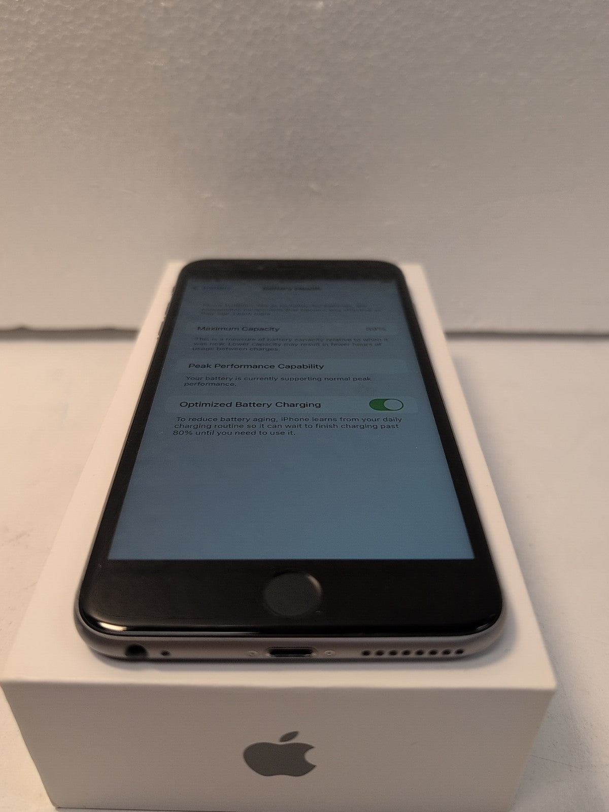🔥 (NICE) Apple iPhone 6S Plus A1687 16GB Smartphone Gray + BOX (LOCKED BELL) -