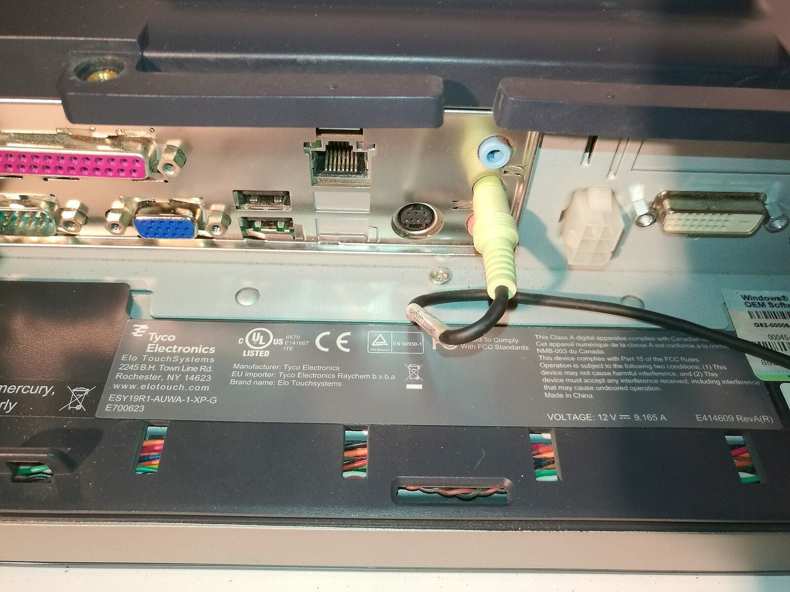 ** Elo Touch Screen Computer 2245 B.H. 19R1-AUWA-1-XP-G #15 27-3