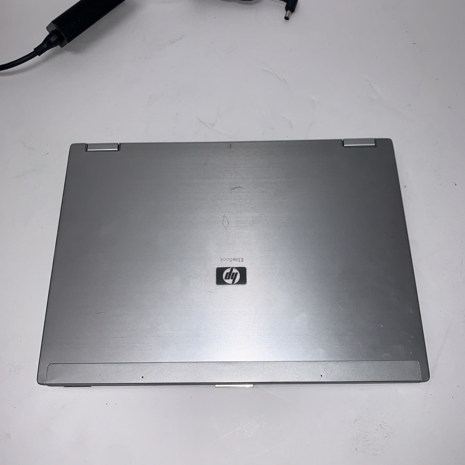 HP EliteBook 6930p C2D P8600 2.4GHz 3GB 160GB Webcam BlueTooth WiFi Windows XP