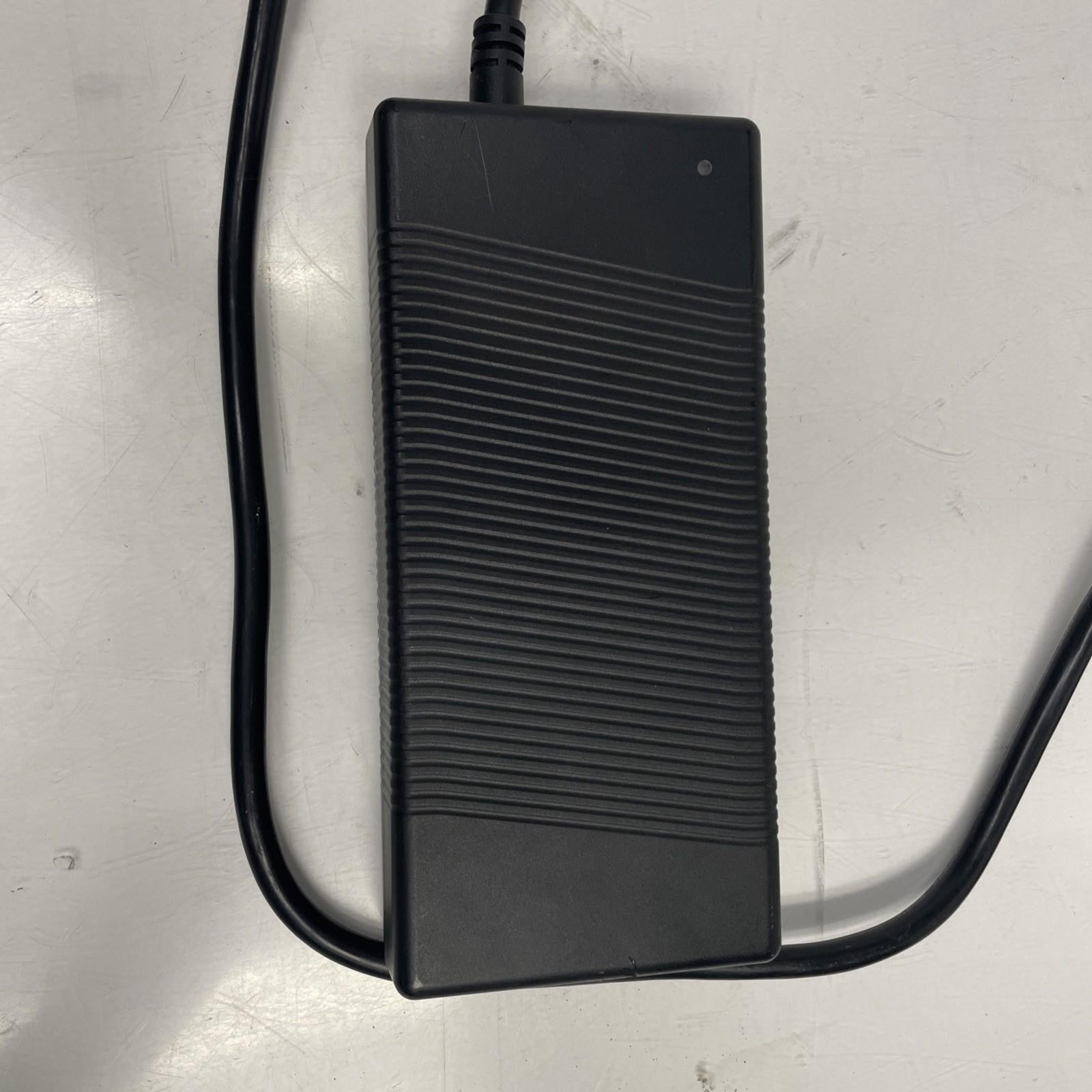 Volgen ATS250T-P120 AC Adapter 12V 20A 240w 6 PIN+