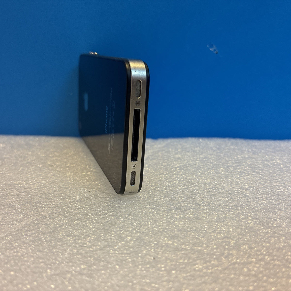 🔥 Apple iPhone 4 (A1332) - 16GB - Black (Battery cycle: 189)