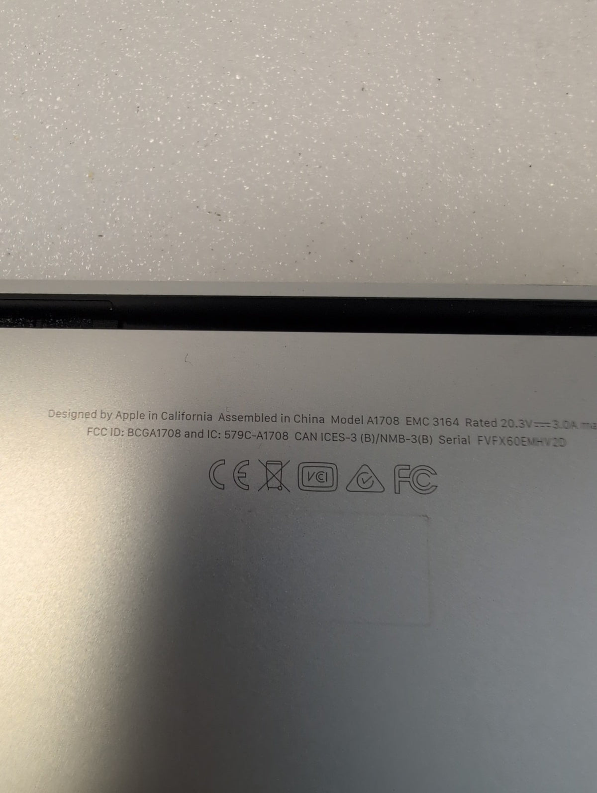 🎸 Apple MacBook Pro 13" 2017 A1708 2.3GHz i5 8GB RAM 256GB SSD (NO AC, READ)