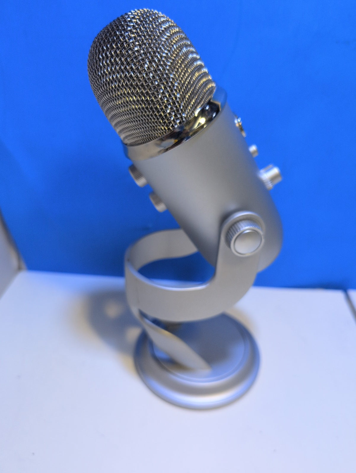 🎸 Blue Yeti USB Condenser Microphone - Silver, Multi-Pattern USB Type-A Tested