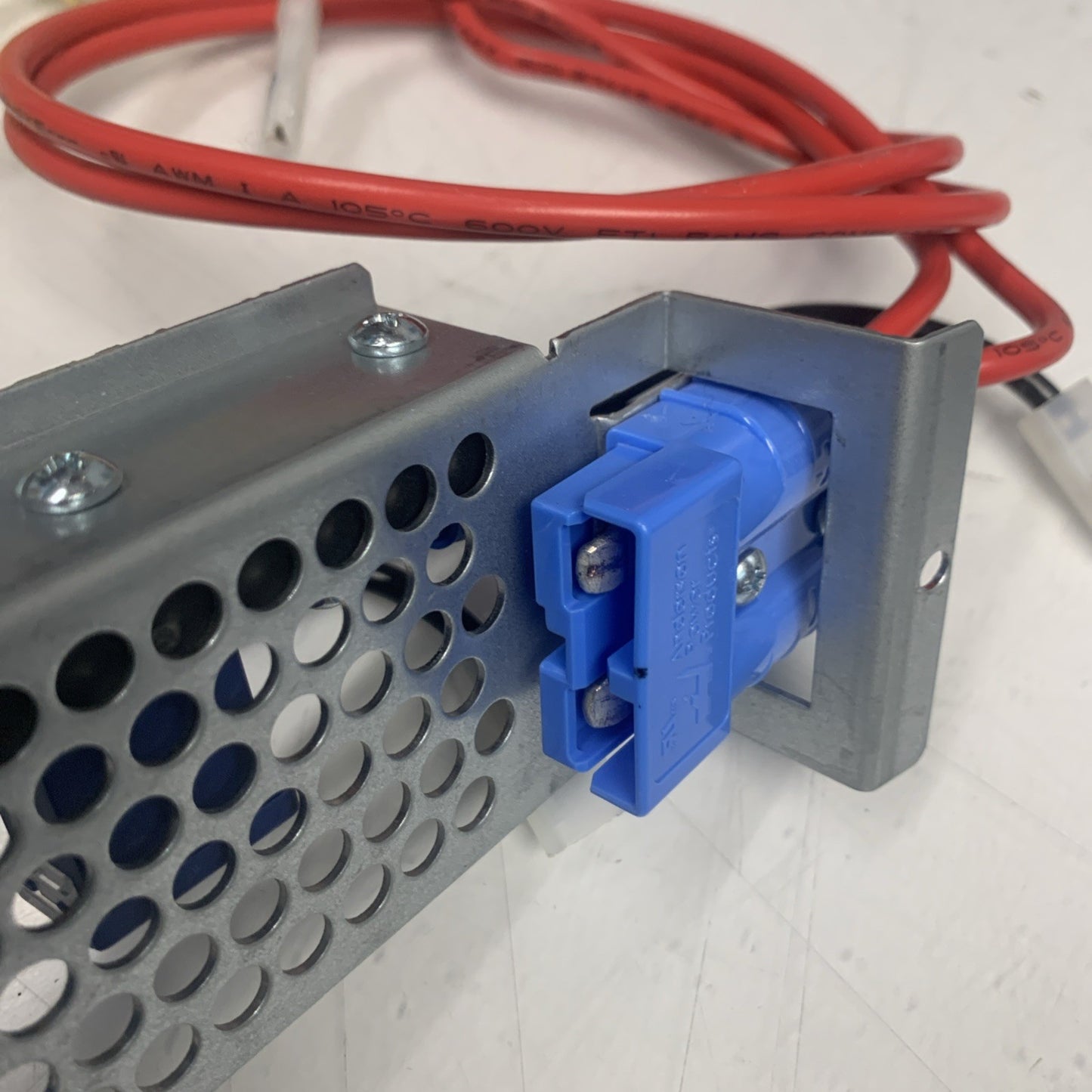 🔥 APC Smart-UPS 3000VA SMT3000RM2UC battery Connection & Cables