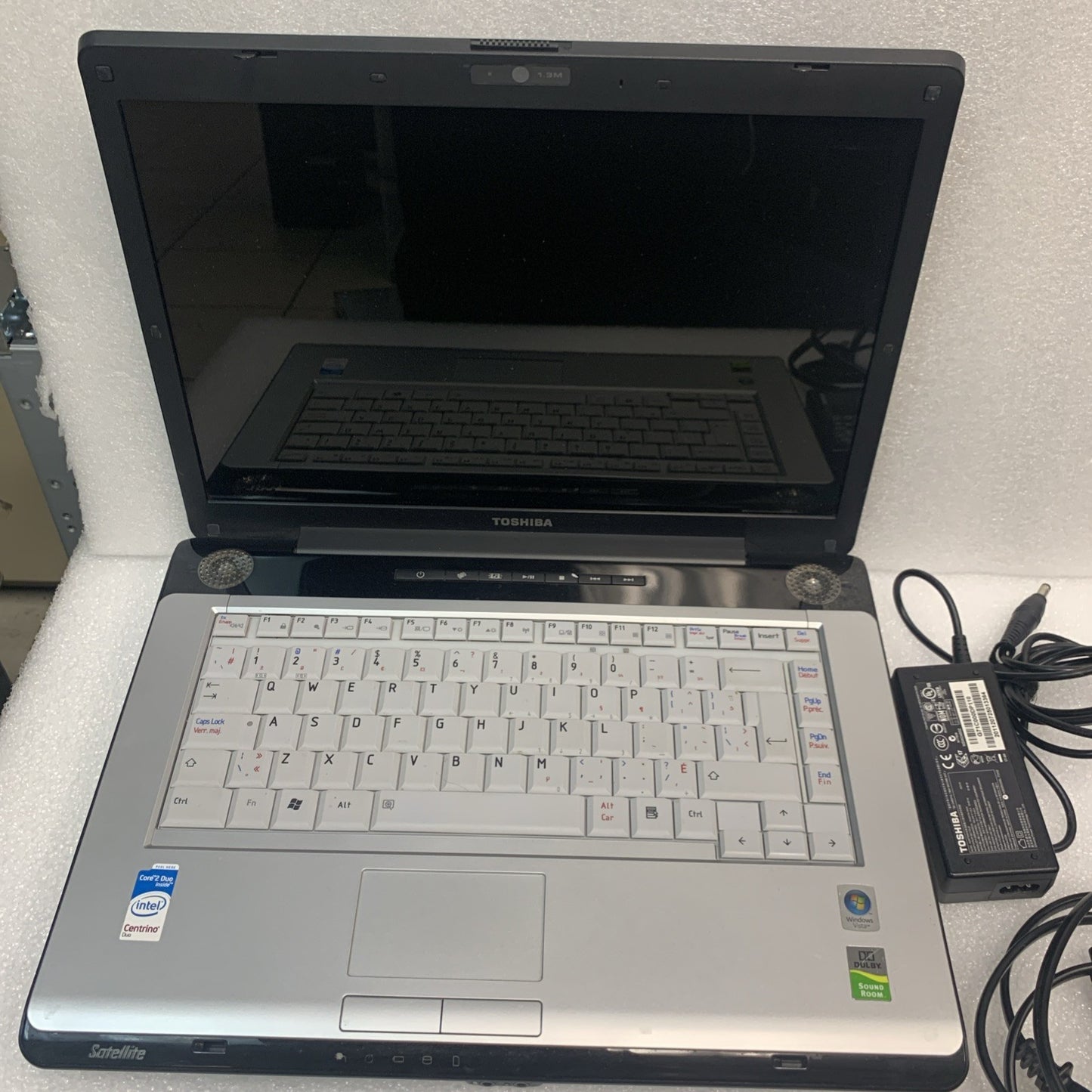 Toshiba Satellite A200-TH1 Intel T5450 2GB 200GB Windows Vista (original) laptop
