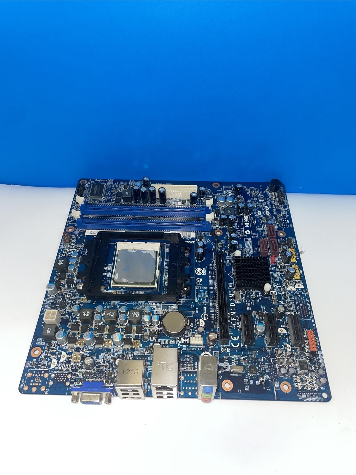 Lenovo CFM1D3M AMD Motherboard + A6-3600 CPU