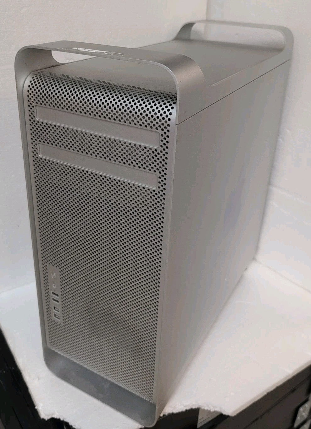 🔥 Mac Pro A1289 Mid 2010 Tower 2X2.4GHz Xeon/ 8GB DDR3/1TB HDD/10. 13 (Read) -