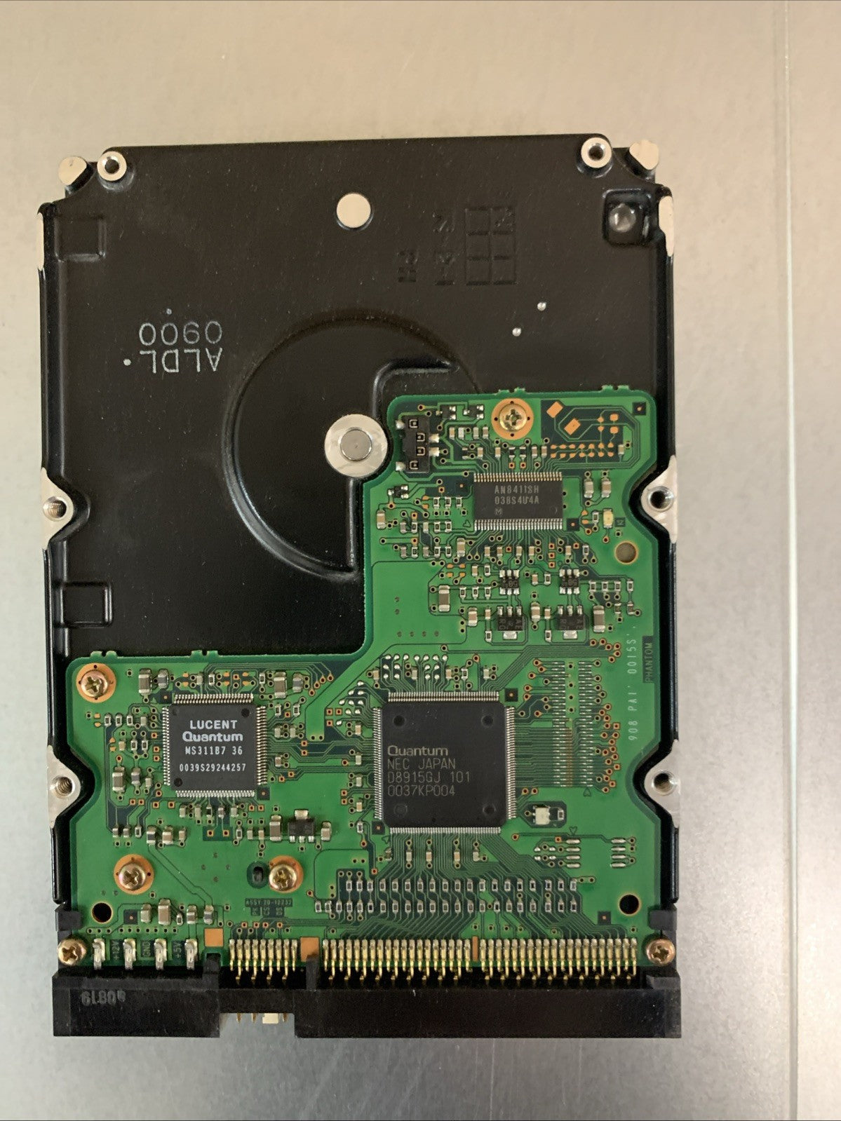 3.5 QUANTUM FIREBALLlct20 20GB IDE  w/ WinXP SP3 installed (1000+ days lifetime)