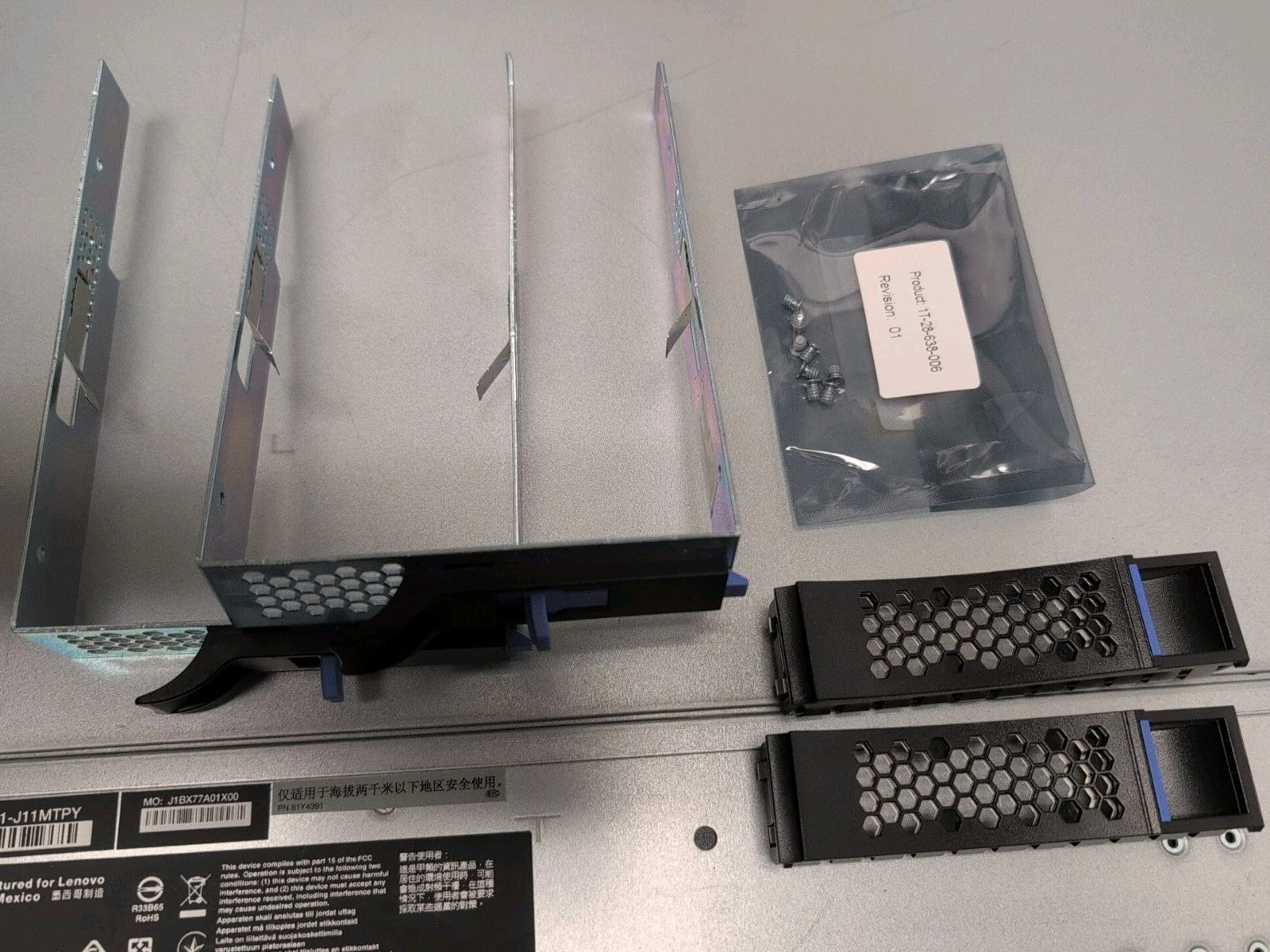 🔥 Lenovo System x 3250 M6 SFF 1U Server E3-1230 V5 3.0GHz/16GB/2x CADDY/NO HDD-