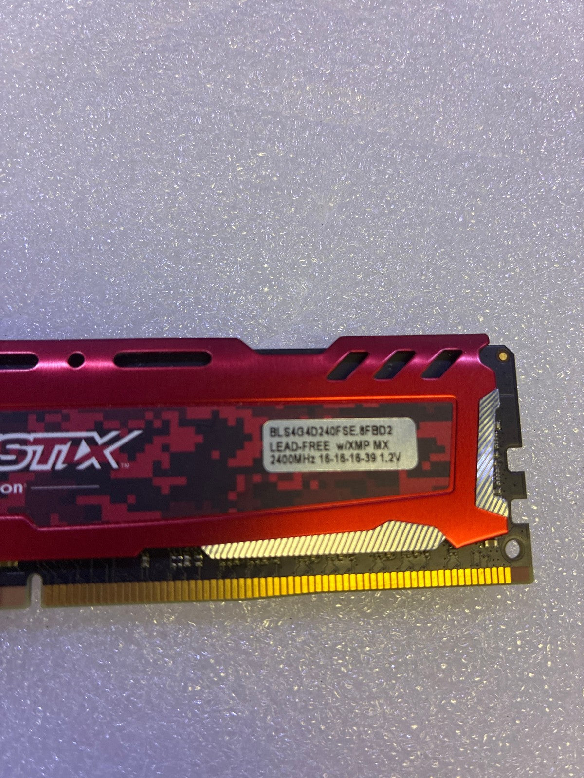 🔥 Ballistix Sport LT 4GB DDR4-2400 CL16 Desktop DIMM Red BLS4G4D240FSE