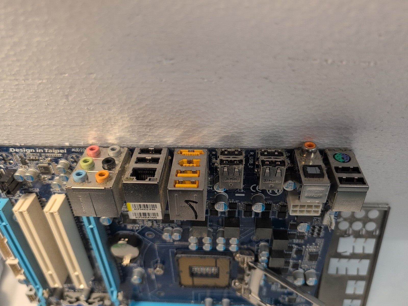 Gigabyte GA-P55M-UD2 LGA 1156 Motherboard With I/O Plate  Tested -